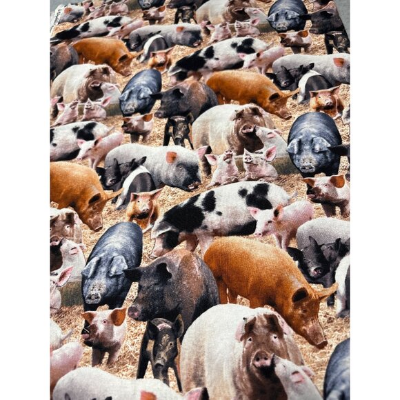 Farm Animal Pig Print Fabric 20"x30" By Elizabeths Studio Cotton Quilting Sewing - Picture 1 of 6